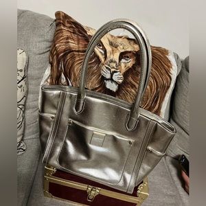 Isaac Mizrahi Women's handbag in silver is perfect those who like to impress